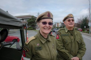 Ronnie Toy and Dick Reynolds looking the part